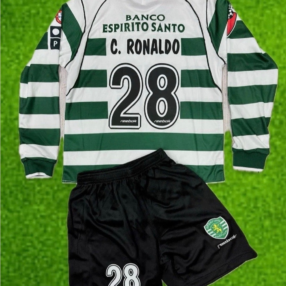 YOUTH Ronaldo Retro Jersey Long Sleeve Kits (Jersey + Shorts) SMALL (24) 6-7